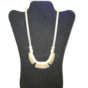 Unsigned Necklace Women 18" Silver/Pewter Tone Brutalist Mesh Chain Bib Hammered